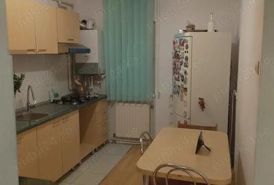 Inchiriez apartament Alba Iulia Transilvaniei bl 3EFG ap 97 etaj 5 - 2