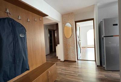 Apartament cu 3 camere decomandat în Astra - 4