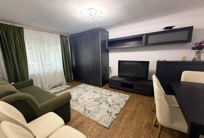 Apartament cu 3 camere decomandat în Mărăști