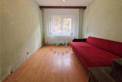 Apartament cu 2 camere decomandat în Tractorul - 3