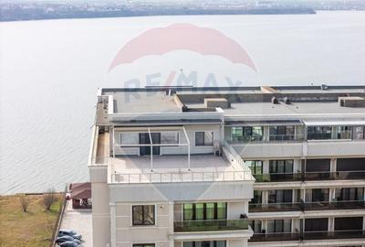 Penthouse de vanzare in Mamaia vedere frontala lac si marea Neagra - 23