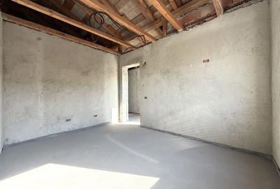 Duplex cu 5 camere cu Canalizare în Ghiroda - 8