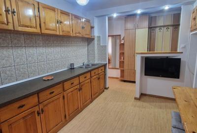 Apartament cu 2 camere decomandat, mobilat în Vasile Aaron - 8