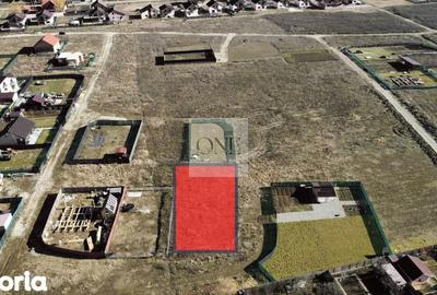 Teren de 866 mp, în Hoghiz - 1