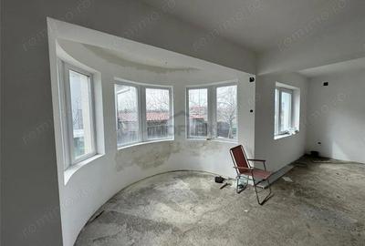 Casă cu Teren 319 Mp în Central - 5