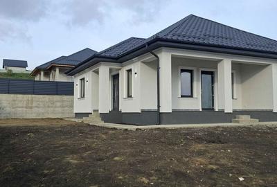 Casă cu 4 camere în Cătămărești - 2