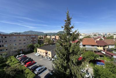 Apartament cu 3 camere decomandat, mobilat în Florilor - 4