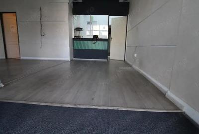 Spa?iu comercial, zona Lido, 77 mp - 1