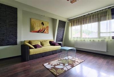 De inchiriat apartament 3 camere in vila zona Favorit-Circumvalatiunii - 2