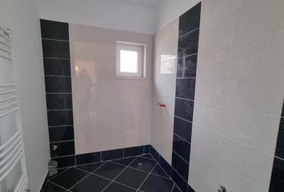 Casa individuala - 3 camere 2 bai - 400 mp teren - 15 min statie STV - 8