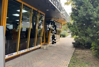 Spațiu comercial, de 140 mp, în Soarelui