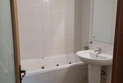 Apartament cu 3 camere semidecomandat, mobilat în P-ța Romană - 7