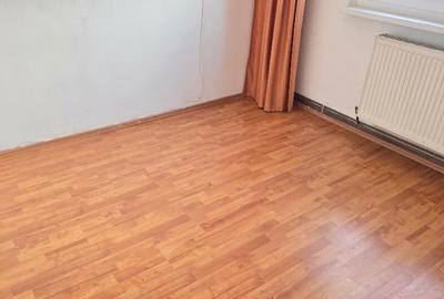 Vand apartament 2 camere decomandat in Deva, zona Micro 15, - 3