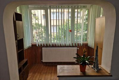 Apartament cu 2 camere decomandat în Astra