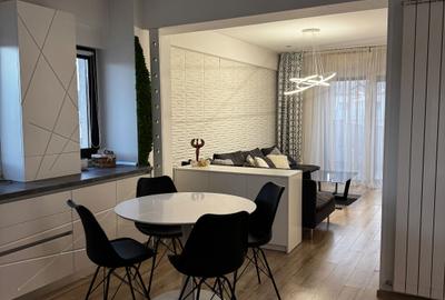 Apartament cu 3 camere decomandat în Central - 1