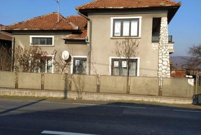 Casă individuală cu 5 camere cu Teren 5100 Mp în Gothatea - 2