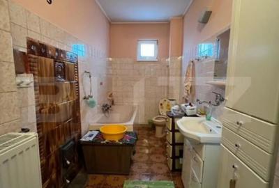 Casă cu 5 camere cu Teren 443 Mp în Central - 13