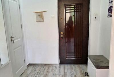 Apartament cu 3 camere semidecomandat în Micro 17 - 6