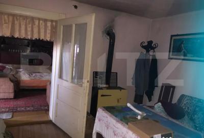 Casă cu 2 camere cu Teren 1500 Mp în Central - 8