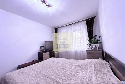 Apartament cu 3 camere, mobilat în Central - 3