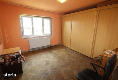 Apartament cu 2 camere decomandat în Central - 2