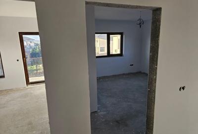 Casă individuală cu 4 camere cu Canalizare în Dezmir - 24