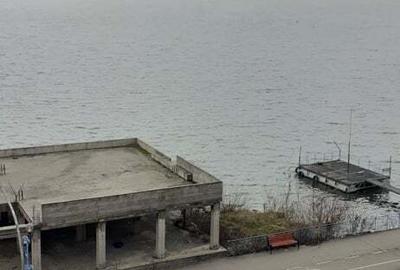 Apartament cu 2 camere decomandat în Orșova - 1