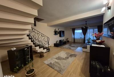 Casă cu 4 camere cu Teren 380 Mp în Dumbrăvița