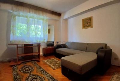 Apartament 2 camere decomandate etajul 1 cu parcare langa FSPAC!