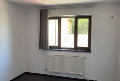 Apartament cu 2 camere decomandat în Progresul - 5