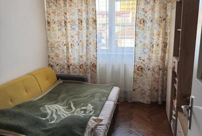 Apartament 3 camere decomandat- zona centru - 4