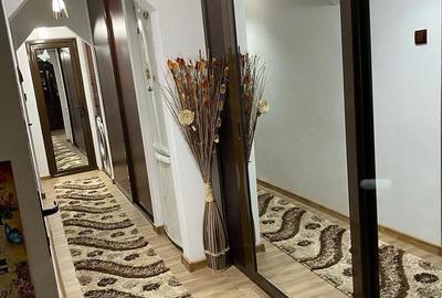 Apartament cu 3 camere decomandat în Central - 2