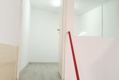 Spațiu comercial, de 120 mp, în Central - 5