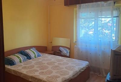 Apartament cu 2 camere decomandat în Tomis III - 4