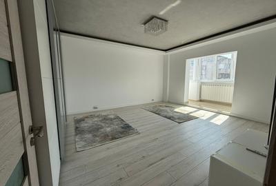 Apartament cu 3 camere decomandat în 13 Septembrie - 5