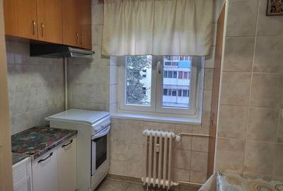 Garsonieră decomandată în Central - 4