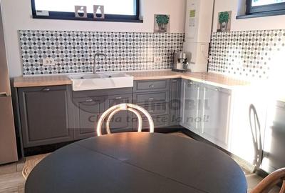 Casa/Vila de inchiriat Antibiotice - 780 euro - 3