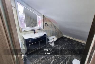 Casă cu 10 camere cu Teren 750 Mp în Central - 38