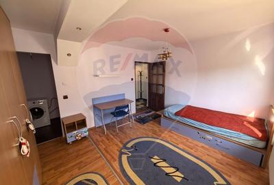 Apartament cu 3 camere decomandat, mobilat în Central - 5