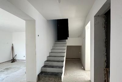 VIGAFON - Casa 5 camere Urlati - 11