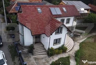 Casă cu 4 camere cu Teren 3300 Mp în Debarcader - 10