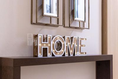 Apartament cu 3 camere semidecomandat în Tractorul - 11