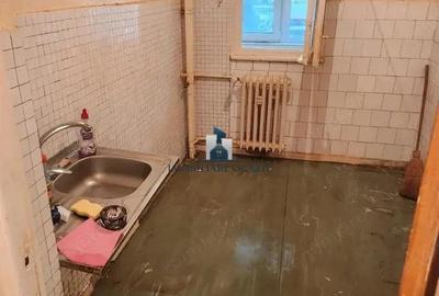Apartament cu 2 camere decomandat în Alexandru Obregia