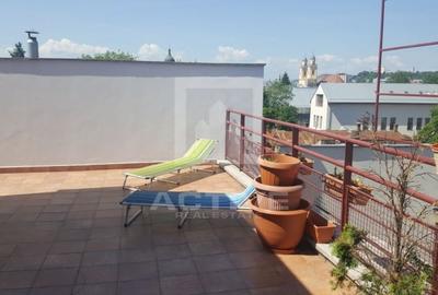 Apartament  4 camere -terase generoase -Zona  regionala cfr - 14