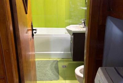 Apartament cu 3 camere decomandat în Cosâmbești - 5