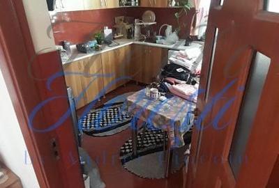 Casă cu 4 camere în Petrindu - 16
