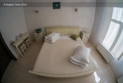 Apartament cu 8 camere decomandat în Central - 5