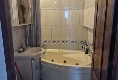 Apartament cu 3 camere, mobilat în Central - 6