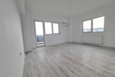 Apartament cu 3 camere decomandat în Galata - 6