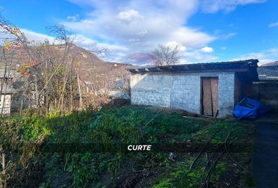 Casă cu 2 camere cu Teren 197 Mp în Central - 9